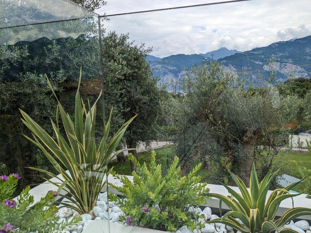 Olivo Luxury Apartments Malcesine Bagian luar foto