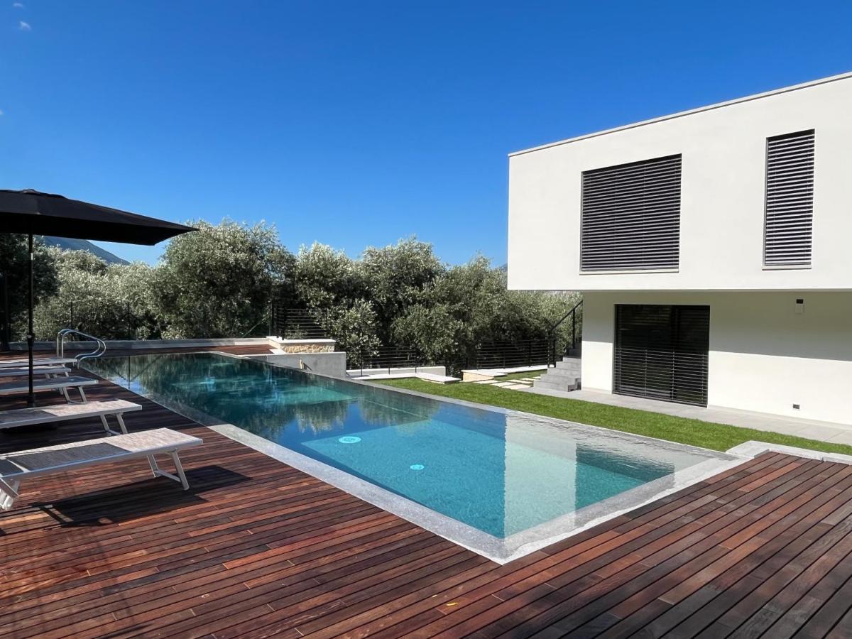 Olivo Luxury Apartments Malcesine Bagian luar foto