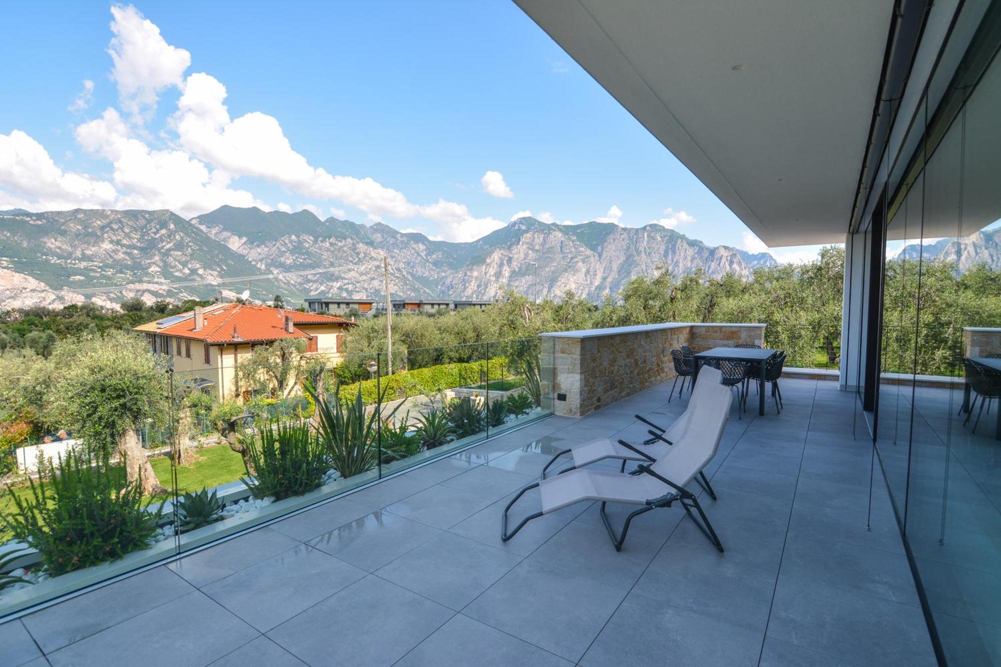 Olivo Luxury Apartments Malcesine Bagian luar foto