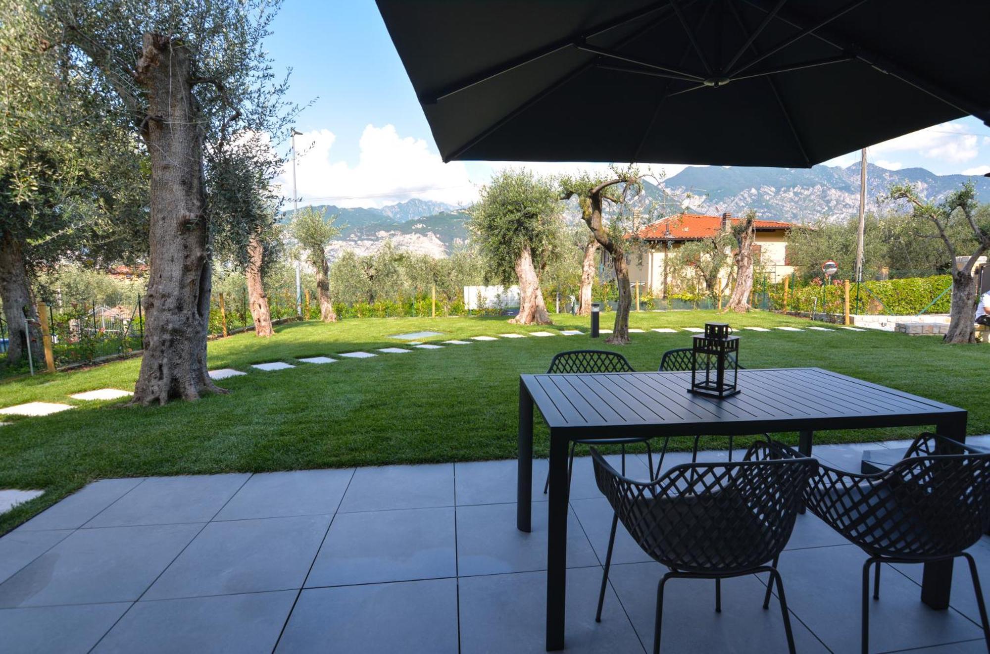 Olivo Luxury Apartments Malcesine Bagian luar foto